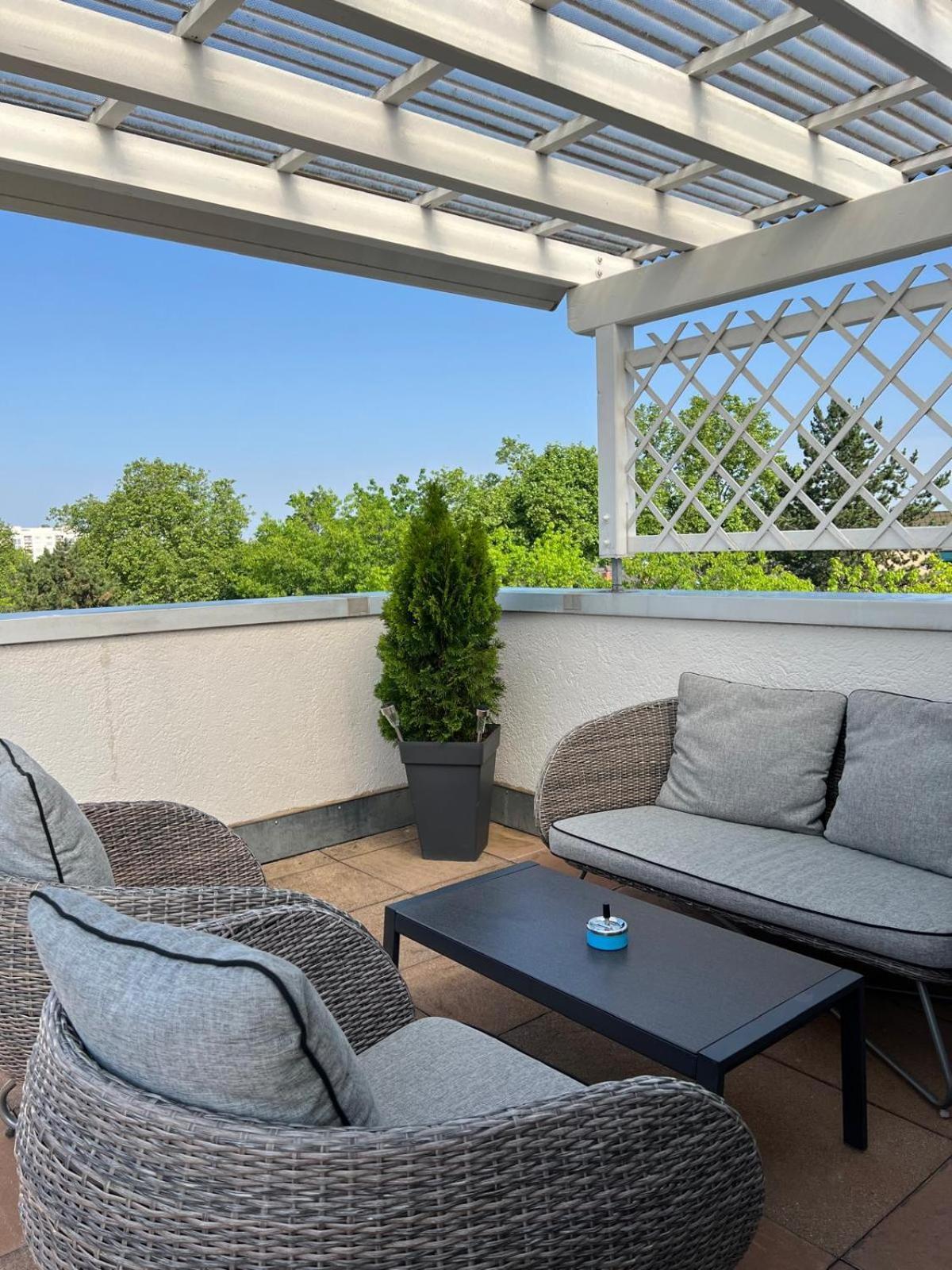 Penthouse Apartment In Kehl מראה חיצוני תמונה